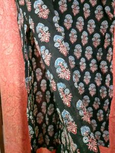 Sleeveless Block Print Kurta one side short pocket