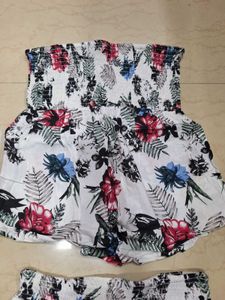 Floral Print Strapless Top &amp; Shorts Set