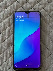 Used Smartphone - Cracked Screen