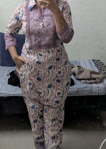Stylish Printed Kurti Set