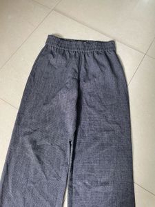 Only high waist Wide-Leg pants