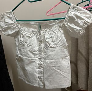 White solid square neck top(newme)