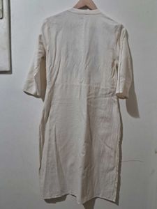 Elegant Embroidered Kurta