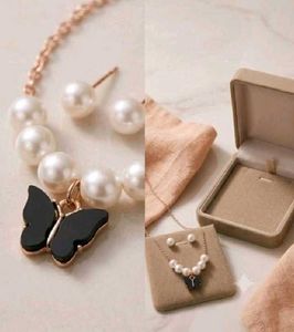 Elegant Pearl Butterfly Necklace &amp; Earrings Set