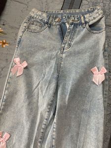 Cute Light Wash Jeans with Ribbon Detail