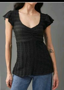 Chic Black Textured V-Neck Top