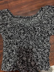 Chic Black & White Floral Print Top