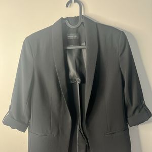 Stylish Black Blazer