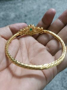 Elegant 22kt Gold Plated Bangle with Green Stone