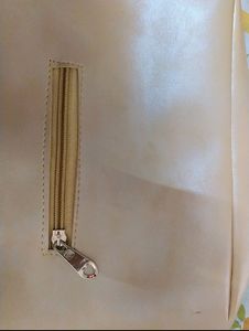 Slingbag + Handbag