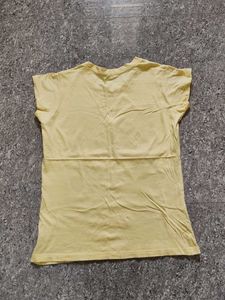 Yellow Snoopy "The Camera Loves Me" T-Shirt