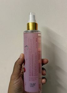 Nykaa Wanderlust Sugar Plum Cherry Mist