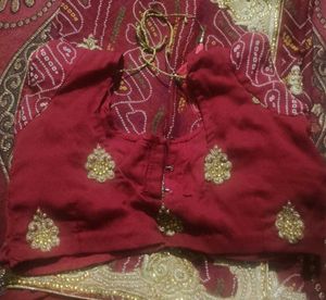 Maroon Bandhani Saree with Embellishments