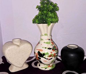 Set of 3 Ceramic Vases