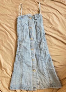 Retro Denim Button-Down Dress Outfit