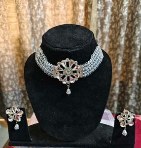 Trendy Stunning Crystal Choker and Earring Set