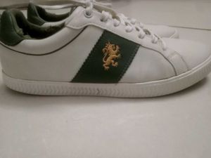 💯 🔥ORIGINAL REDTAPE WHITE OLIVE GREEN SNEAKERS