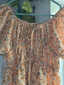Cute Floral Puff Sleeve Top