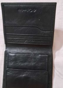 Brand New *Columbia* Leather Bifold Wallet