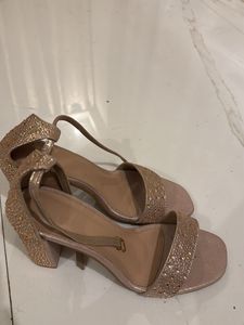 Stelatose Block Heels 👠