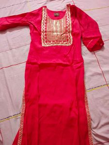 Vibrant Pink Embroidered Kurta