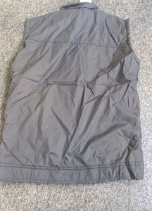 Sleeveless Jacket For Winters