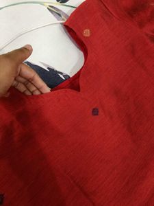 Vibrant Red kurta with Subtle Motifs