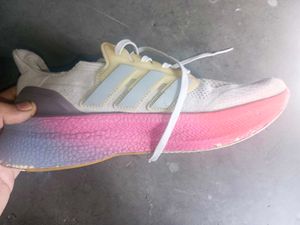 Adidas Ultraboost Sneakers