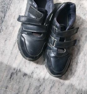 Black  School Shoes no damage UK9
