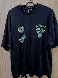 H&M Divided Ocersized Graphic Print Black T-Shirt