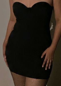 Chic Black Strapless Mini Dress