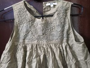 peplum top