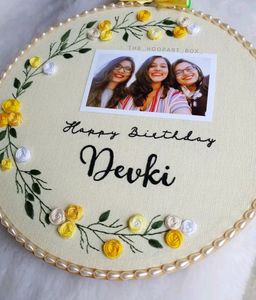 Friends Photo Hoop