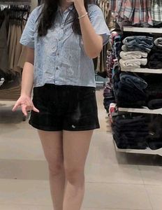 thrifted vintage y2k black denim shorts