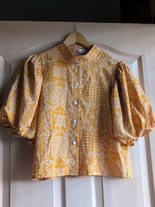 Stylish Yellow Printed Puff Sleeve Top