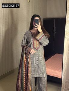 Farshi Salwar Suit Set