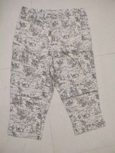 Imported Artsy Capri Pants