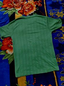 Men's Green Textured T-Shirt