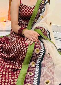 maroon anarkali with cream net dupatta