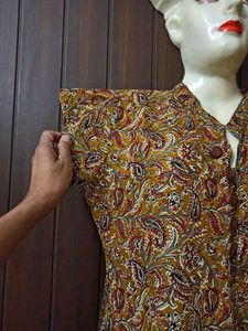 Short Sleeve Printed Collared Kurta