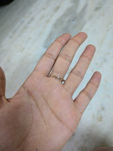 Elegant Leaf Design Ring