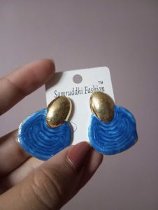💠Blue Enamel Gold Tone Earrings