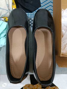 Black Ballet Flats40