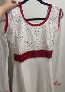 Prettiest White Ethnic Suit with Chiffon Dupatta