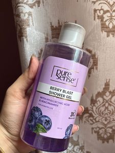 BERRY BLAST SHOWER GEL 💜