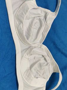 GLAMORISE White Sports Bra