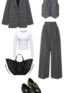 Chic Wide-Leg Grey Pants