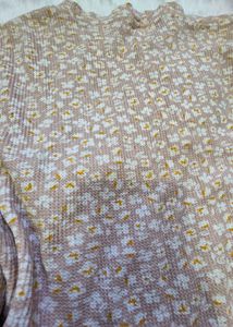 Beige Floral Ribbed Crop Top |