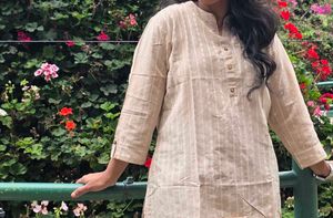 Elegant Beige Kurta with Striped Pattern