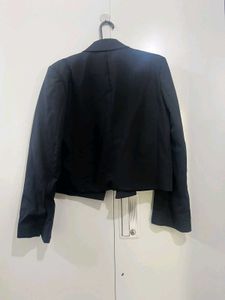 Zara Cropped Black Blazer